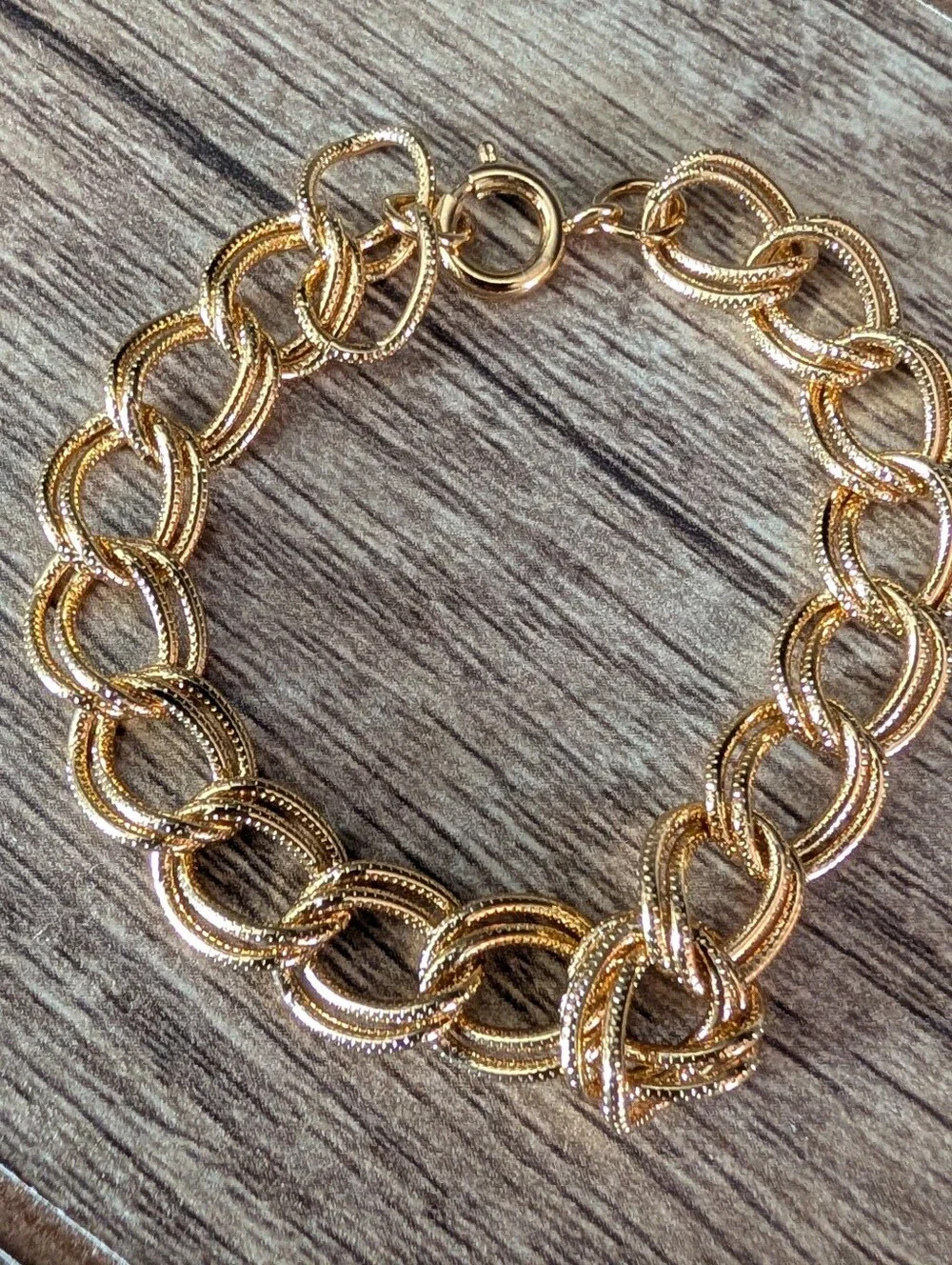 N/A gold tone